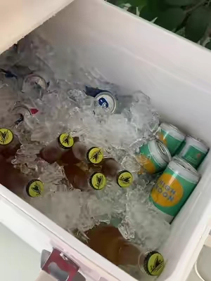 This rolling ice chest cooler bar cart is perfect for backyard parties, birthday parties, weddings and bbqs, etc 