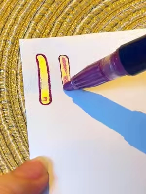 Tag your bestie who owes you these pens in the comments 🩷 #ohuhumarkers #artsupplies #glitterpens #outlinemarkers #stationary