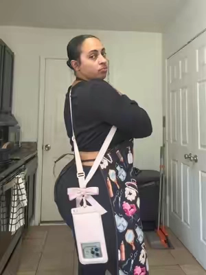 Floating phone pouch 
