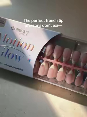 Theee perfect French press ons 💍🫧 #pressonnails #pressons #frenchtipnails #diynails 