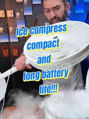 This fan of mine blows cooler air—why don't you buy one and give it a try? #MAGICJOHN #foryoupage❤️❤️ #losangeles #tiktokmademebuyit #tiktokshopsummersale 