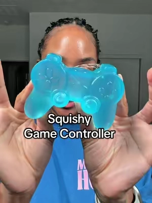 POV: You finally found the fidget your gamer kid won’t put down. 🎮💖 Squish it. Stretch it. Squeeze away the wiggles! Perfect for little hands, car rides, screen breaks, and keeping busy minds entertained. #squishy #squishytoy #fidgetsquishy #fidgettoy #squishtok 