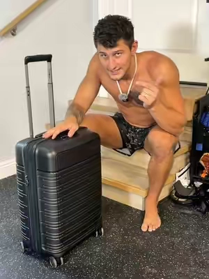Samsonite is levels ahead of the competition 🤯👀