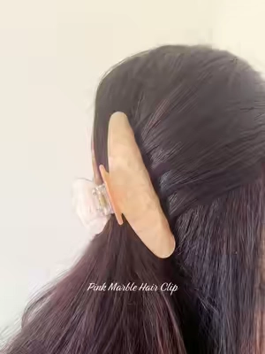 @Kitsch #hairclip #clawcliphairstyles 