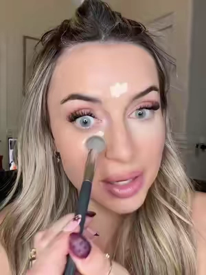 This concealer brush will never not impress me! @BK Beauty Brushes #concealer #concealerhack #concealerbrush #makeupbrush #makeupmusthaves 