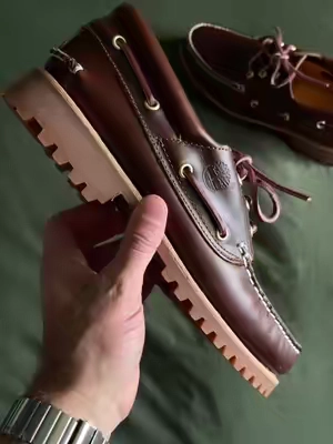 These timbs fit a little big you can go down a half size if you would like a more snug fit. You can go true to size if you would like more room #timberland #timbs #shoes #boatshoes 