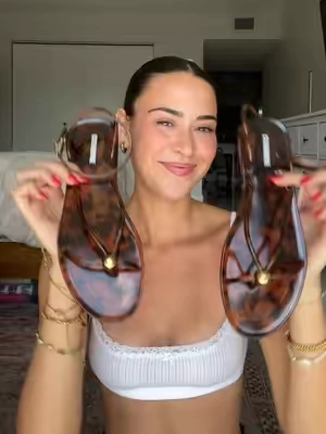 I would say about half of my shoe collection are from @Cushionaire but what can I say?! They did it again!!  #sandals #shoes #cushionaire #outfitinspo #jellyshoes 