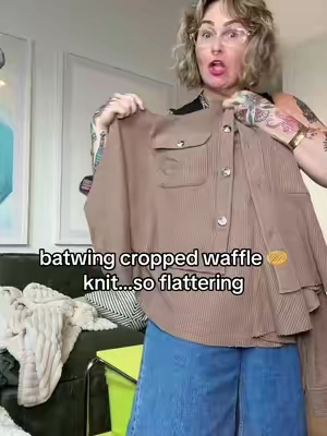 She’s gonna go viral! I’m predicting it now #waffleknit #fallwaffleknitbuttondown #tiktokshopsummerturnup #tiktokshopcreatorpick 