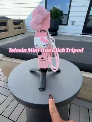 This easy to use tripod is going to make vlogging and carrying your camera so much easier🩷 #telesin #tripod #minitripod #selfietripod #contentcreatormusthaves 