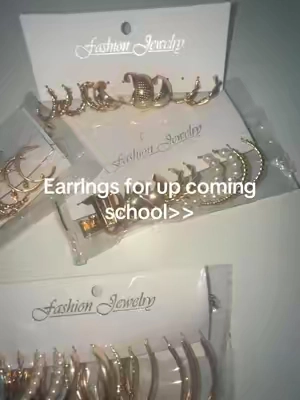 #jewlery #accessories #school #blowthisup 