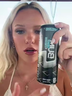 SO GOOD🦈🫧 #energydrinks #bumenergy #gummyshark #gymshark #GymTok 