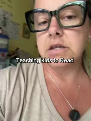 #sightwords #phonics #teachingkids #learningtoread #homeschool 