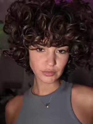 The difference a healthy routine can make. ✨ 💦 DETOX Gentle Clarifying Shampoo gently removes buildup without stripping your hair. 🍯 INDULGE Moisturizing Deep Conditioning Treatment replenishes moisture, leaving curls soft, hydrated, and healthy. ➰ SCULPT Curl Defining Gel delivers long-lasting definition, medium hold, and beautiful shine without the crunch. Get the routine your curls will love right here on TikTok Shop #michebeauty #curlyhairroutine #hydratedcurls #curlyhairproducts 