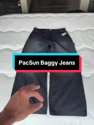 I’m 6’1 170 wearing size 32🤝 #pacsun #jeans #baggyjeans #tiktokshopmademebuyit #baggyfit 