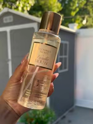 #victoriassecret #victoriassecretpartner #vanillamousse #vanillabodymist 
