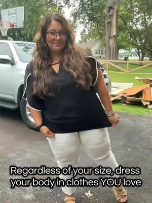 I’m in the 2x & it’s true to size! Ignore the mess, we’re in the midst of a kitchen remodel. #plussize #plussizefashion #curvyfashion #curvytiktok 
