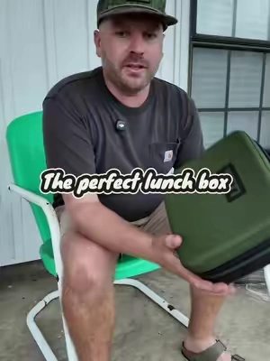 The perfect back to school lunch box by @YETI #backtoschool #lunchbox #lunch #school #schoollunch 