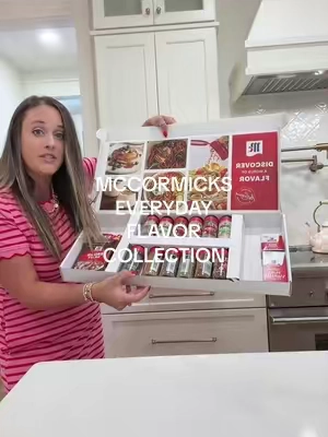 The McCormicks Everyday Flavor Collection is honestly such a good gift!! All the good spices 🌶️ #giftset #housewarminggift #giftidea #mccormick #kitchenessentials @McCormick Spices 