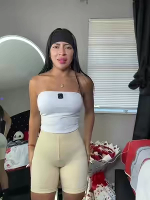 #body #viral #bodysuitstyle #bodysuitshapewear #tiktokmademebuyit 