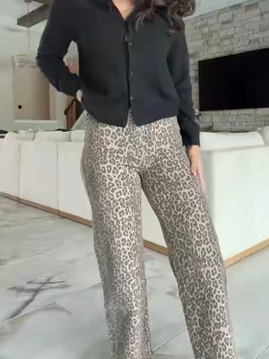 These pantsssss are so cute 
