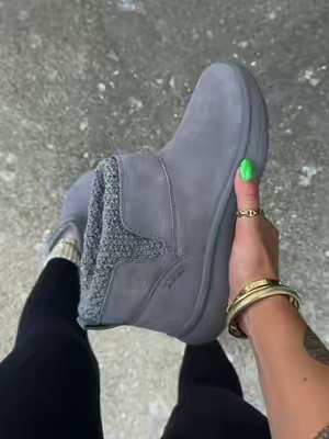 @QVC, Inc #skechers #boots #fallboots #fallshoes #qvcloyaltyprogram 