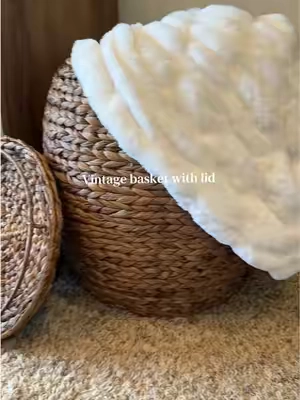 So glad they brought this color back 🥹🥹  #vintagebasket #blanketbasket #basket 