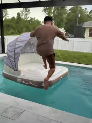 #SummerVibes #SummerWins #inflatablebedpool #pool 