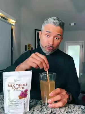 El cardo mariano ha sido utilizado por mucho tiempo para la salud del hígado gracias a su alto contenido de Silimarina #cardomariano #higado #salud #nutricion #tiktokshopsummersale @microingredients 