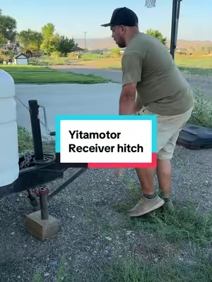 Handy to have to move trailers around. @Yitamotor #farmer #tractor #trailerhitch 