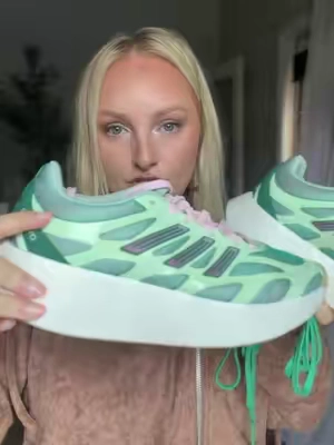 @SHOEBACCA #tennisshoes #sneakers #tiktokshopcreatorpicks 