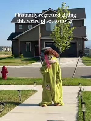 she loves it #onesie #pajamas #cosplay #costume #costumeidea 