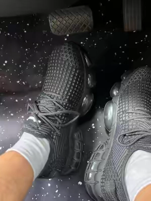 Steel toe safety shoes #steeltoe #nonslipshoes #tiktokshopcreatorpicks #foryoupage #safetyshoes