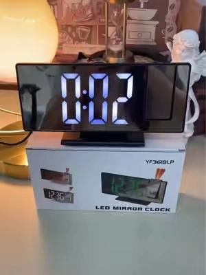 ⏰Reloj proyector para mesita de noche - ¡Mira la hora sin encender luces! #RelojProyector #tiktokshopsummersale #fyp #summersale 