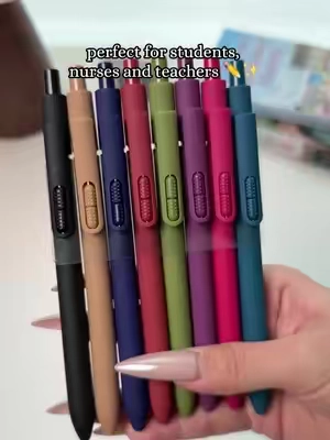 Don’t buy these unless you wanna ditch all your old pens 🤭 #ColoredGelPens #BackToSchoolFinds #NurseEssentials #StationeryGifts #tiktokshopsummersale 