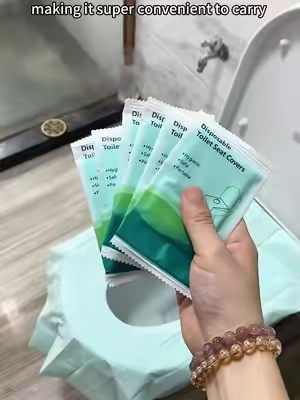 #publictoilet #CleanTok #travelhacks #momhack #tiktokshop 