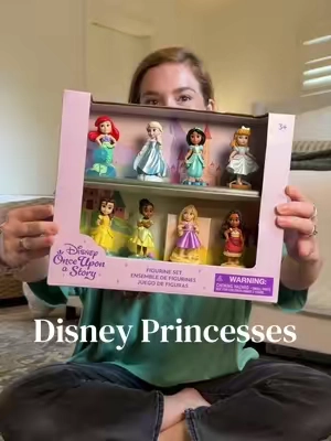 If your house is always filled with princess songs and fairy tales, these Disney princess figures belong in your toy collection. 👑💕 @Disney Store #disney #princess #disneyprincess #disneystore #giftsforkids 