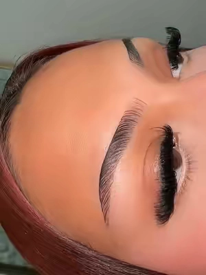 10/10 my fav gel😍 #contentcreator #browtutorial #browshaping #browgel #browgelreview 