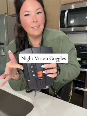 #nightvisiongoggles #nightvision #nightvisionbinoculars #giftsforhim 