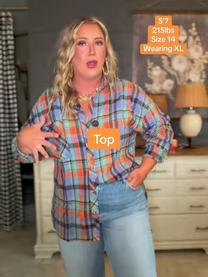 The cutest plaid top!!