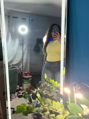Givingggg 💃🏽 #jeans #womensfashion #plussizefashion #ootdinspo @Fashion Nova 