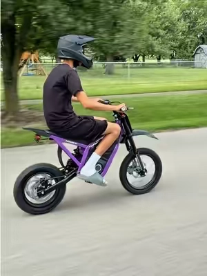 This Electric Bike better than most of the electric dirt bikes out there and the price is so affordable!!  @Eskute #creatorssightinsights #electricdirtbike #Surron #tuttio #novax 