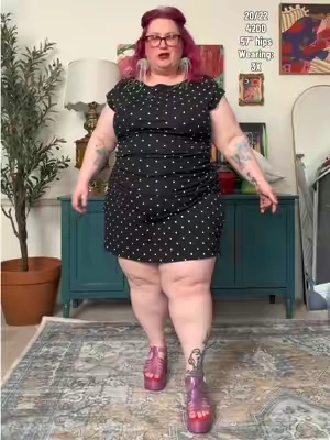 I love this set!! Put on the skirt, babe! 💕✨ #curvyfashion #curvyfashion #plussizestyle #plussizefashion #tiktokshopsummersale 
