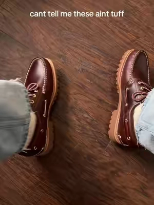 These timbs fit a little big you can go down a half size if you would like a more snug fit. You can go true to size if you would like more room #timberlands #timbs #boatshoes 