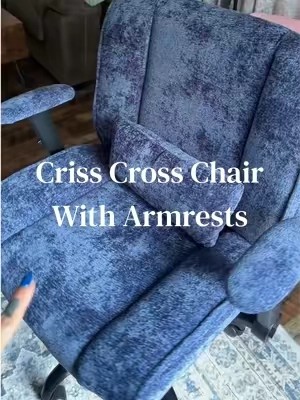 Finally a criss cross chair with armrests ✨ #crisscrosschair #chair #tiktokshopcreatorpicks #tiktokshopsummersale 