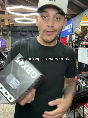 This is one of those tools you don’t think about until you need it. Keep it in your trunk and you’ll thank yourself the day your battery decides it’s done. 🔋🚗 #NOCO #JumpStarter #CarBattery #CarEmergency #AutomotiveTools 