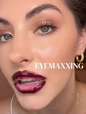 POV: you found the perfect eyemaxxing hack to make every eye color pop🖤🍯 @Clinique @Clinique Store #Clinique #BlackHoney #eyemaxxing #makeupforbeginners #cliniquesuperbrandday 