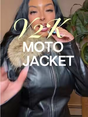Y2K aesthetic fur collar moto jacket from @Dolls Kill 💫 this moto jacket is perfect for styling fall outfit looks I’m in a size M #motojacket #falljacket #furjacket #fallfashiontrends #styleinspo 