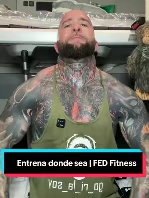 Entrenar en un camión sí es posible | FED Fitness Paso muchas horas en la carretera y no siempre tengo acceso a un gimnasio. Por eso me gustó este equipo de FED Fitness: es compacto, ajustable y me permite entrenar pecho, brazos y tríceps sin ocupar casi espacio. Si viajas mucho o simplemente entrenas en casa, vale la pena echarle un vistazo. #FEDFitness #fedfitness #HomeGym #TruckDriver 