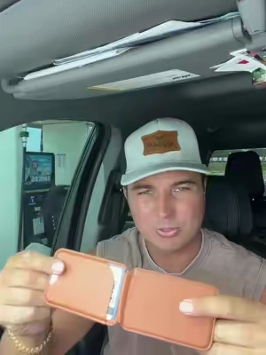 Witch men’s wallet is better #wallet #magsafewallet 