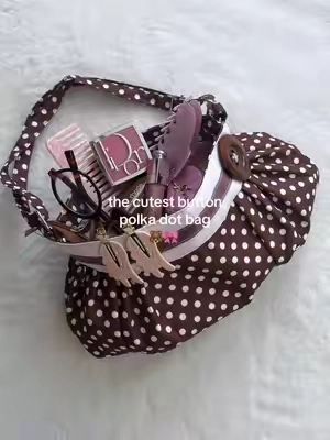 obsessed 🎀 #bag #shoulderbag #polkadot #purse 